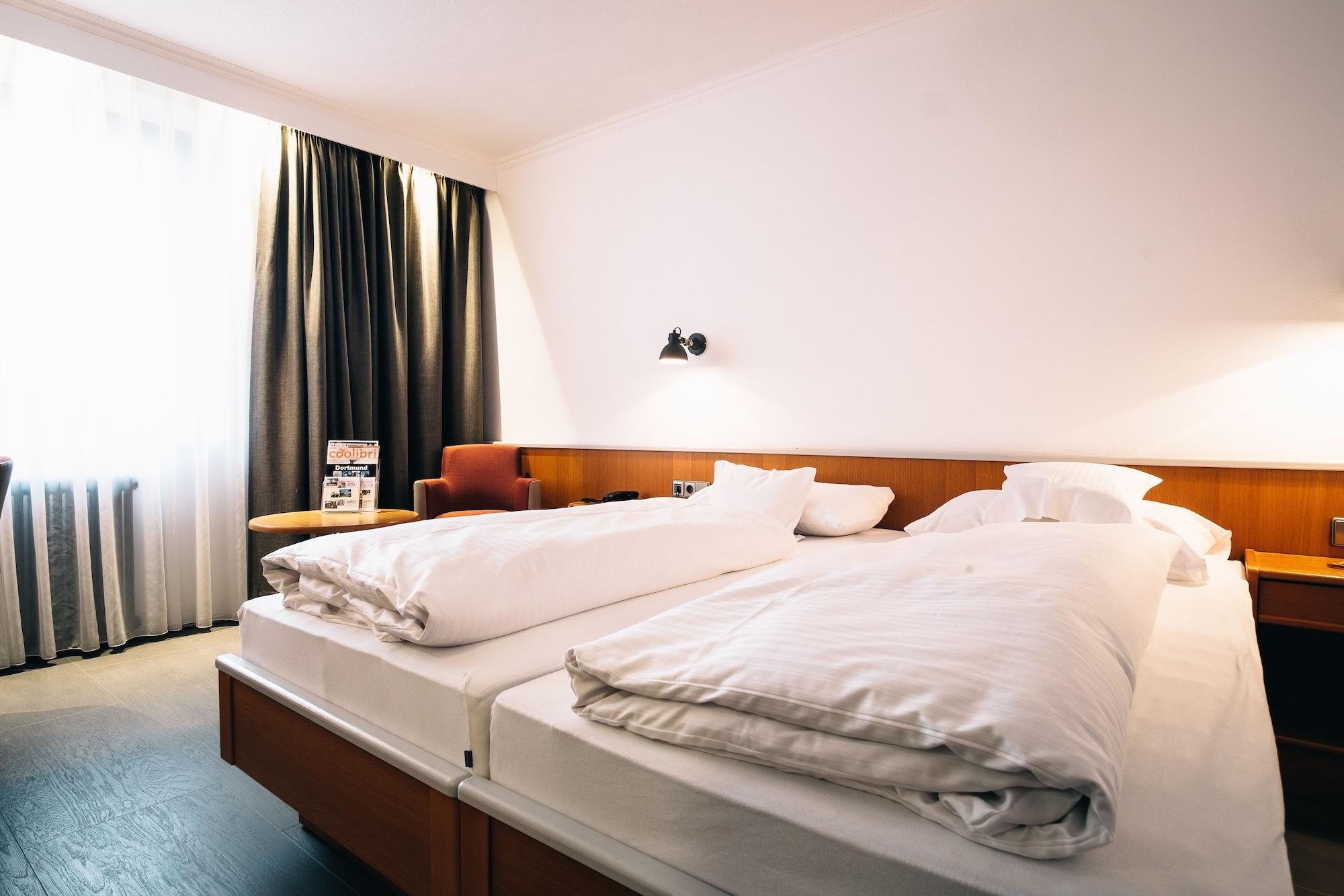 Akzent Hotel Koerner Hof Dortmund Bagian luar foto